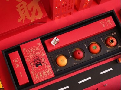 二十三，小年到！讓濟(jì)南禮品盒廠家設(shè)計(jì)的新年禮盒，陪你一起慶團(tuán)圓！