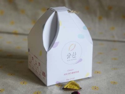 濟(jì)南包裝盒廠家設(shè)計(jì)的化妝品包裝盒，如何得到消費(fèi)者認(rèn)可？